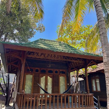 Bronze Bungalows Гили Мено Екстериор снимка